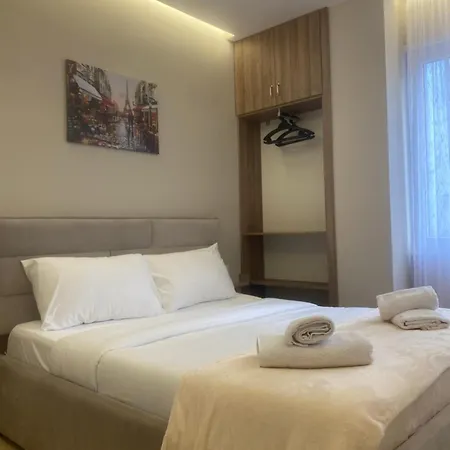 아파트 Guesthouse Apartments 티라나
