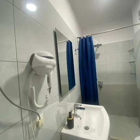 Apartment Guesthouse Apartments *