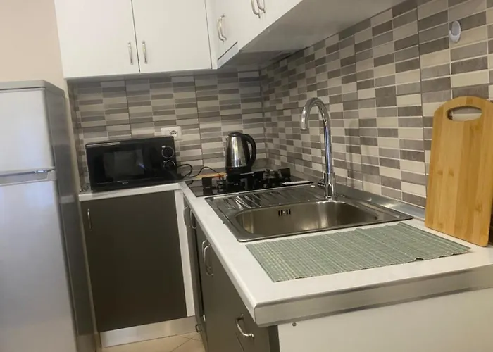 아파트 Guesthouse Apartments *