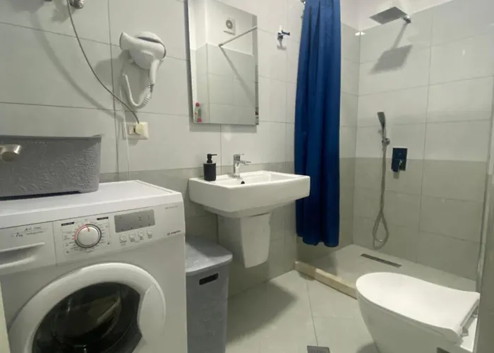 Guesthouse Apartments 아파트